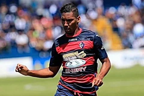 Presidente de equipo importante de Costa Rica interesado en Marcel Hernández