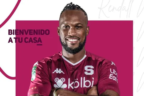 Oficial: Kendall Waston es nuevo jugador del Saprissa
