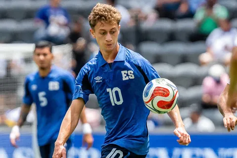 Nathan Ordaz, el 10 de El Salvador.