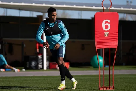 Yoel Bárcenas volvió a entrenarse con Leganés tras su lesión