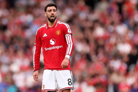 “Son egoístas”: Rooney apuntó contra los jugadores del Manchester United