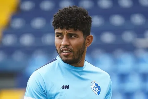 En medio de la pretemporada: Johan Venegas sorprende a Costa Rica con la decisión sobre su futuro que nadie anticipaba