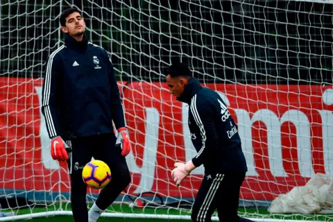 Keylor Navas ya lo sabe: Thibaut Courtois vuelve a atacar de la peor forma.