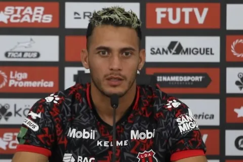 Hondureño Ángel Tejeda toma confianza en el torneo con goles y analiza el fútbol tico