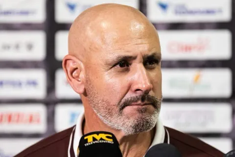 Eduardo Espinel explica por qué Olimpia fue superado por Real España y advierte al equipo de Jeaustin Campos