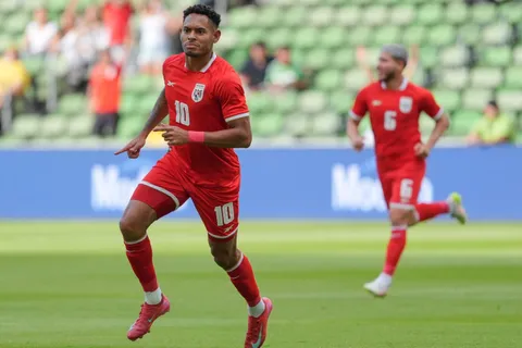 Ismael Díaz recibe un duro revés antes de jugárselo todo con Panamá