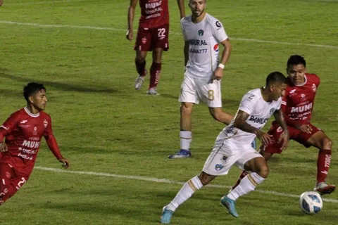 Comunicaciones clasifica a la final tras eliminar a Malacateco [VIDEO]