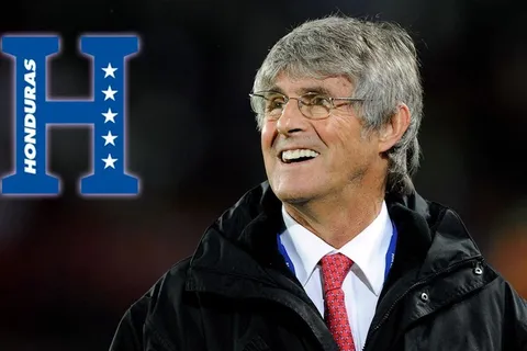 Bora Milutinovic catalogó como "de otra galaxia" a dos hondureños que dirigió