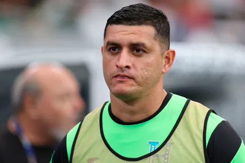 Harold Fonseca estalló cuando vio que ingresaba Menjívar y no él. (Foto: Getty Images)