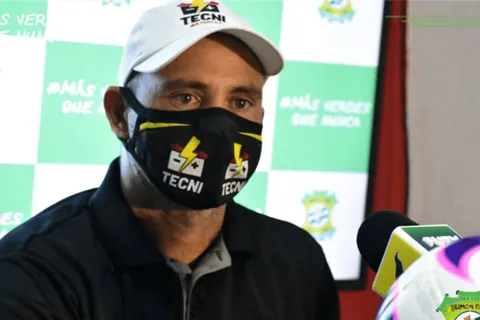 El Clausura 2021 de la Liga Promerica tiene su primera baja: Luis Fallas deja de ser el DT del Limón