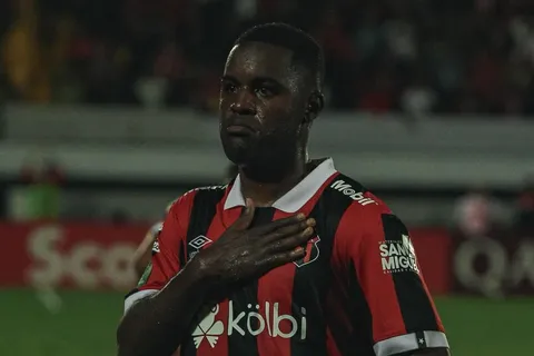 Joel Campbell tenía todo para irse a otro club.