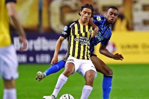 Rapid Viena vs. Vitesse de Enrico Dueñas: cuándo, dónde y por qué canal ver la ida de los dieciseisavos de final de la Europa League