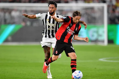 Juventus y Milan juegan la Europa League.