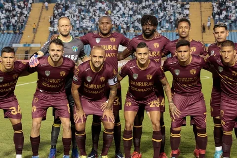 Costarricense destaca en victoria del Comunicaciones ante Colorado Rapids