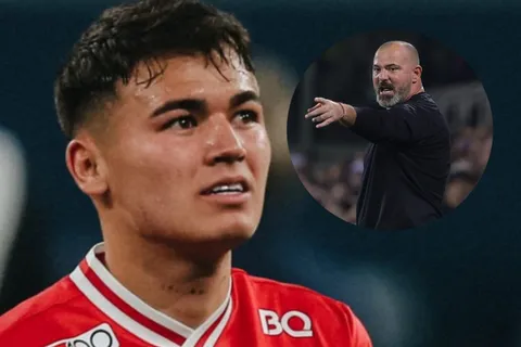 Lo dijo sin pelos en la lengua: DT del Spartak de Moscú revela por qué Manfred Ugalde ya no es titular
