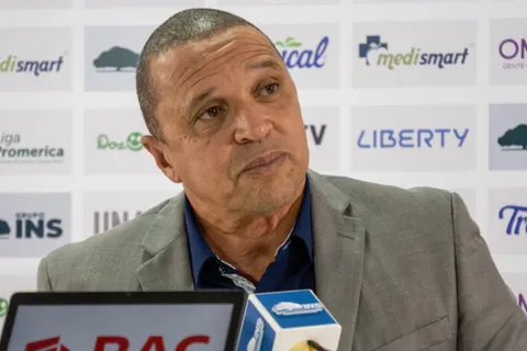 “Me voy solito”: Erick Lonnis revela qué tiene que pasar en el Apertura 2026 para dejar Saprissa