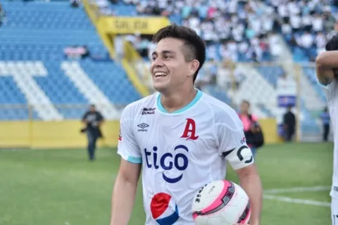 Alianza recuerda a Fito Zelaya y aumentan los rumores de su regreso