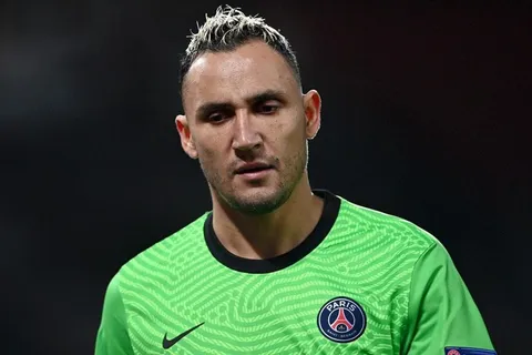Keylor Navas queda fuera del once titular del PSG contra Manchester City