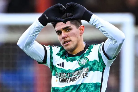 Show de Luis Palma en Escocia: golazo y asistencia para el triunfo de Celtic (VIDEO)