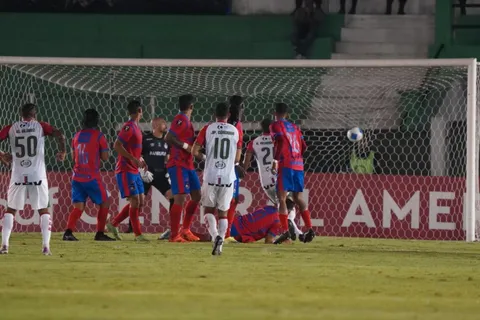 No todo fue malo: Guanacasteca hizo historia en la Copa Centroamericana ante Municipal (Video)