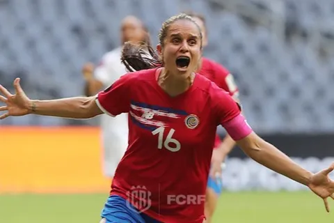 El mejor gol del premundial femenino de Concacaf es de una costarricense [Video]