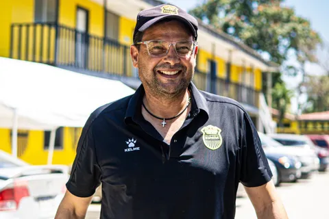 Real España da la noticia que alivia a Jeaustin Campos
