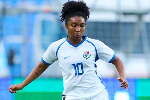 ESPN destaca a Marta Cox entre las figuras de la Copa Oro W
