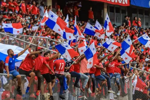 Panamá se prepara para un cambio de entrenador que toma por sorpresas a los aficionados