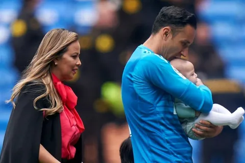 El pequeño Thiago Navas ya luce el dorsal ‘1’ del París Saint Germain