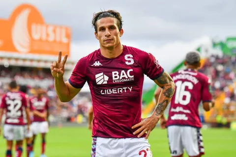 Saprissa disfruta: Luis Paradela se burla de Alajuelense con un mensaje subido de tono
