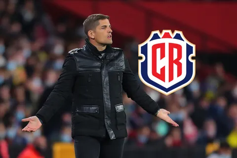 seleccion de costa rica-robert moreno-