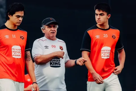 Refuerzo internacional: Alajuelense tiene todo listo para sumar al extranjero que Machillo Ramírez tanto necesitaba