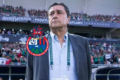 Notificado por Concacaf: Municipal consigue lo que tanto necesita Luis Fernando Tena para llevar a Guatemala al Mundial 2026