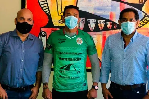 ¡Oficial! Luis Garrido es nuevo jugador de Marathon
