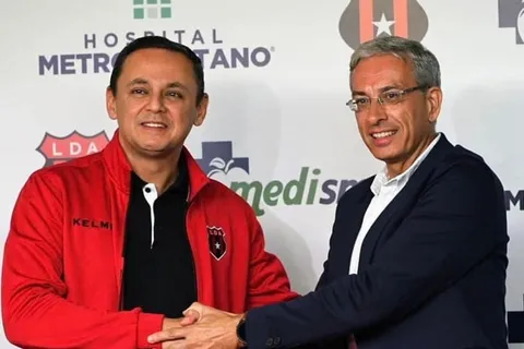 ¡Inesperado! Alajuelense anuncia salida de su Gerente Deportivo