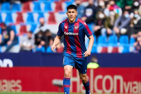 Óscar Duarte regresó con una importante victoria para el Levante y sueñan con quedarse en Primera