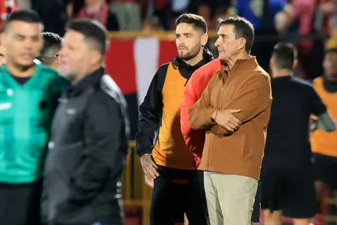 Jafet Soto volvió a vencer a Guimaraes.