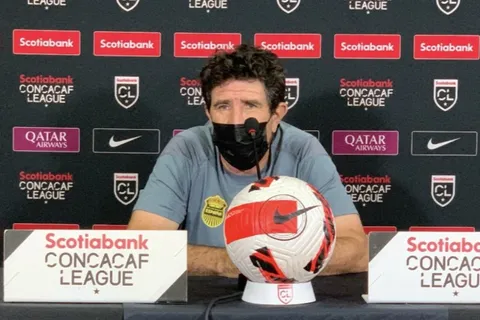 Héctor Vargas piensa en Olimpia y en el juego de vuelta ante Cartaginés