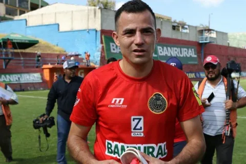 Marco Pappa ya tiene nuevo equipo