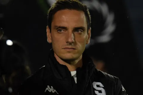 Sergio Gila se lamenta por Saprissa y un mal negocio.