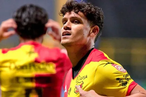 La advertencia de Yeltsin Tejeda para Herediano antes de enfrentar al Robinhood en Concachampions
