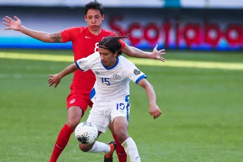 Enrico Dueñas marca un nuevo gol con FC Eindhoven