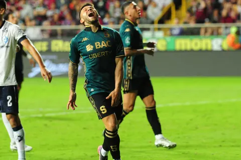 La sanción que sorprende a Saprissa.