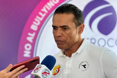 "No tiene excusas": la dura advertencia contra Paté Centeno desde Saprissa