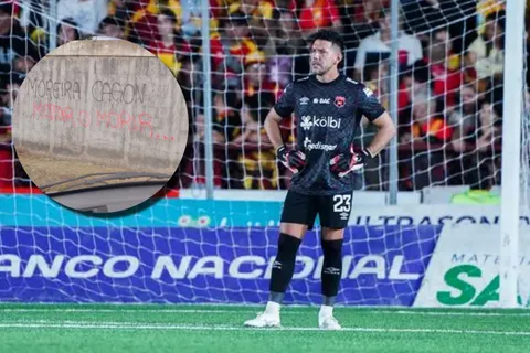 Hubo amenazas contra Leo Moreira y resto de jugadores de Alajuelense.