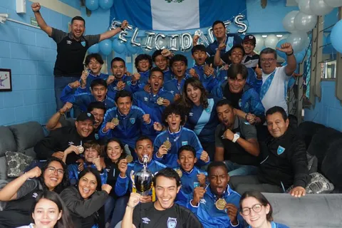 La Selección Sub-15 de Guatemala tuvo un gran recibimiento
