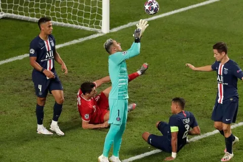 El PSG de Keylor Navas deberá enfrentar al Bayern Munich en cuartos
