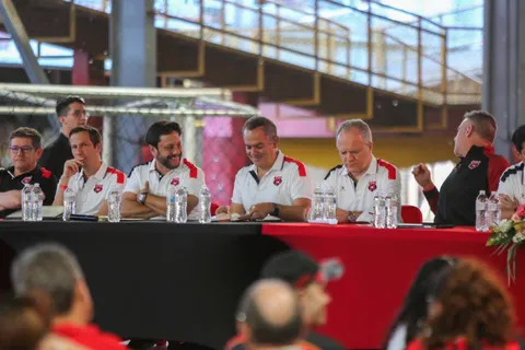 Estalla la polémica en la previa a la asamblea en Alajuelense. (Foto: La Nación)