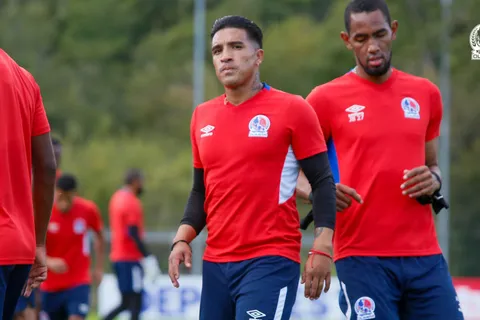 Olimpia sufriría inesperado golpe en 2026 con salida de futbolista al que ya le buscan reemplazo: "Es el principal problema"