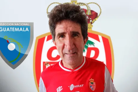 Héctor Vargas se lleva a un guatemalteco al fútbol de Honduras